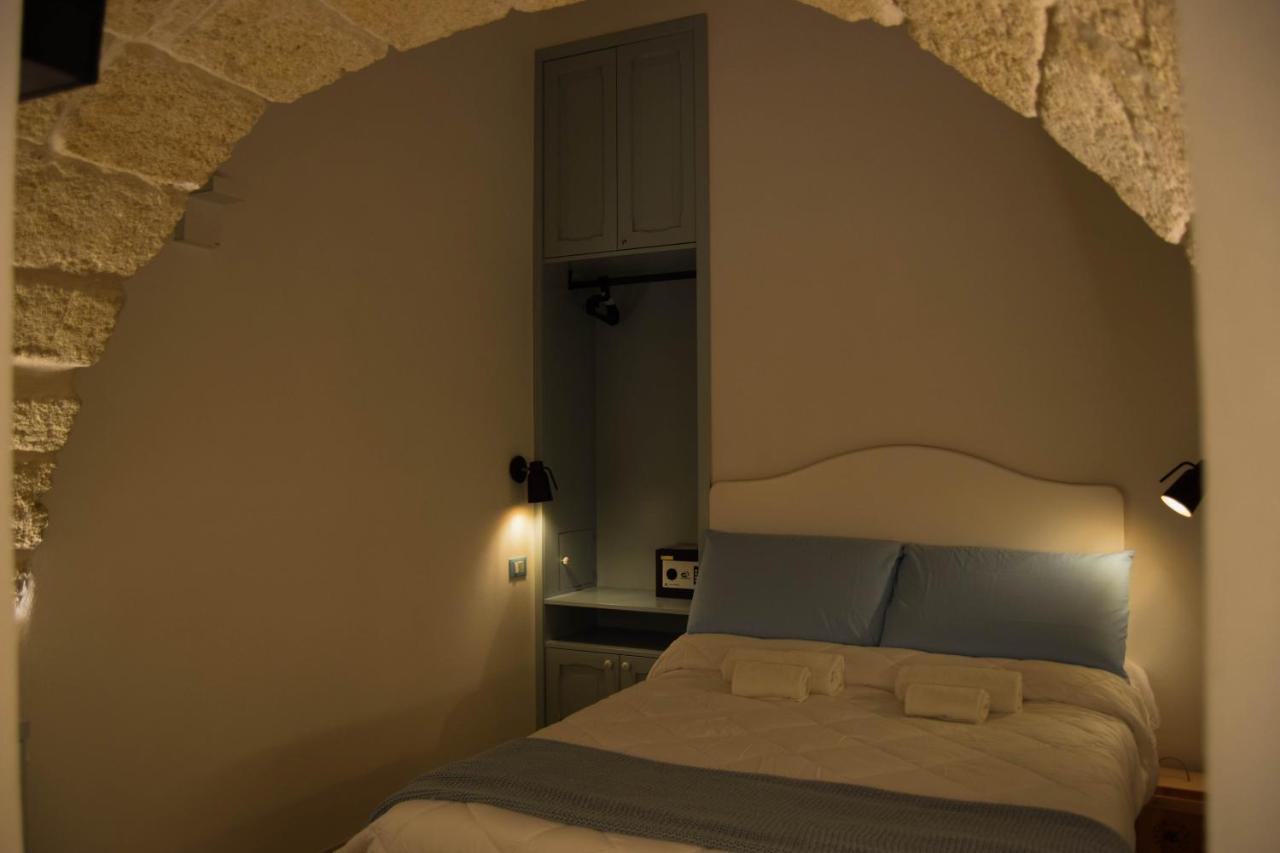 Bed and Breakfast Leavi Полиньяно-а-Маре Экстерьер фото