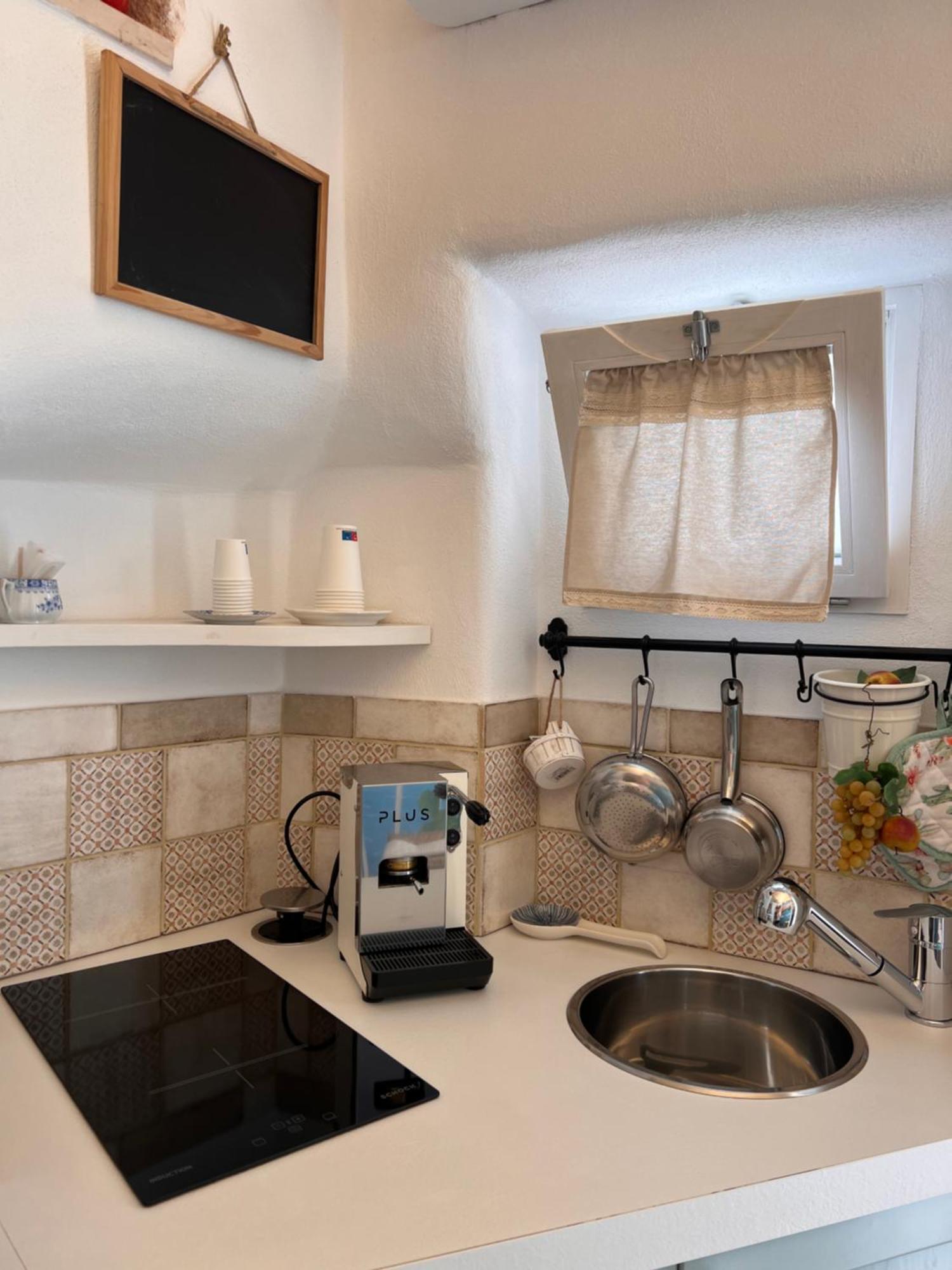 Bed and Breakfast Leavi Полиньяно-а-Маре Экстерьер фото